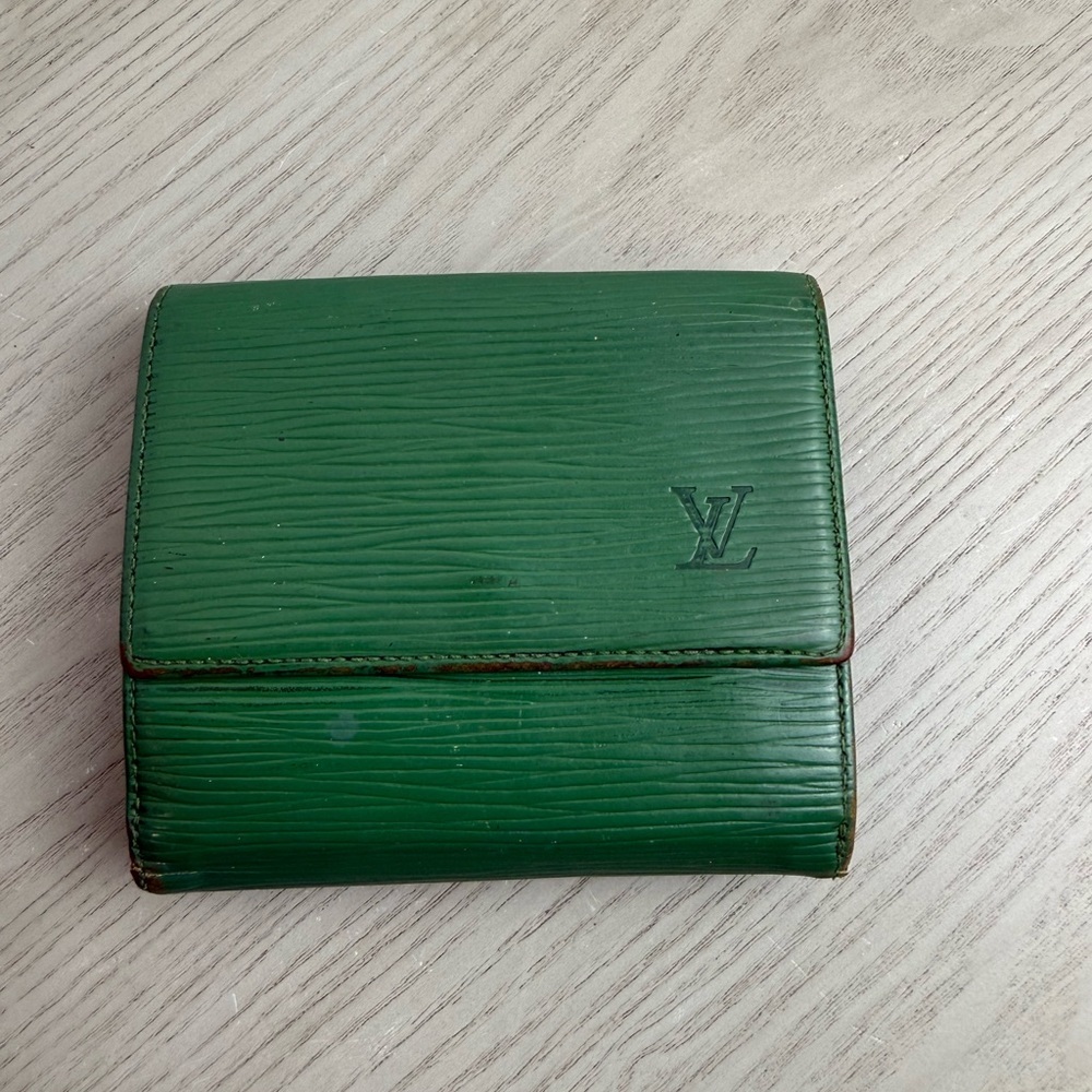 Louis Vuitton Epi Green Elise double side Wallet *Authentic*